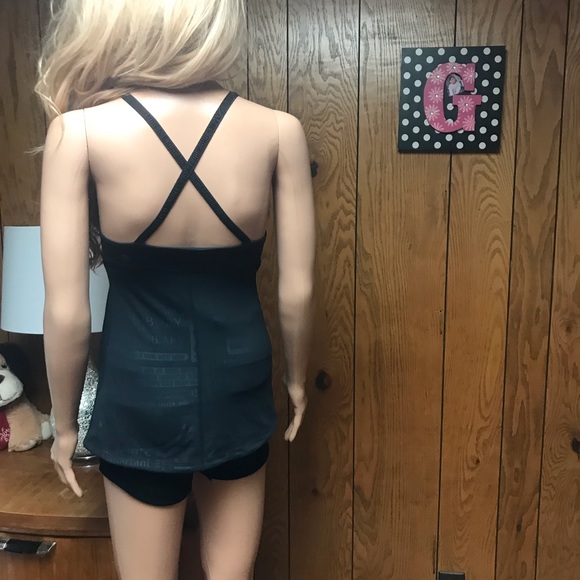 Lululemon Tank Top-Black-Size 2 -Good Condition - Picture 12 of 12